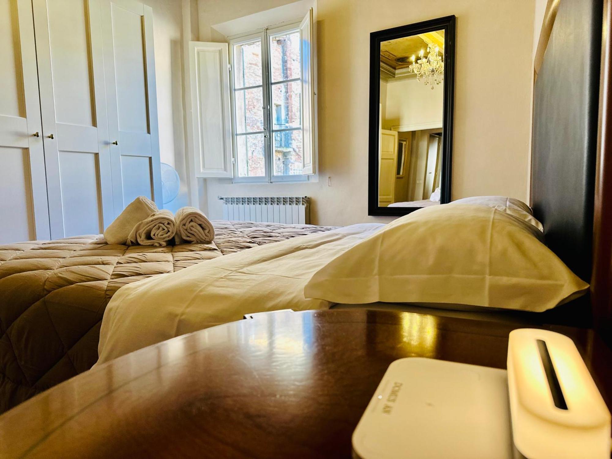 Domus An- Two Bedrooms Apartment -Antique And Historical Home Siena Eksteriør billede